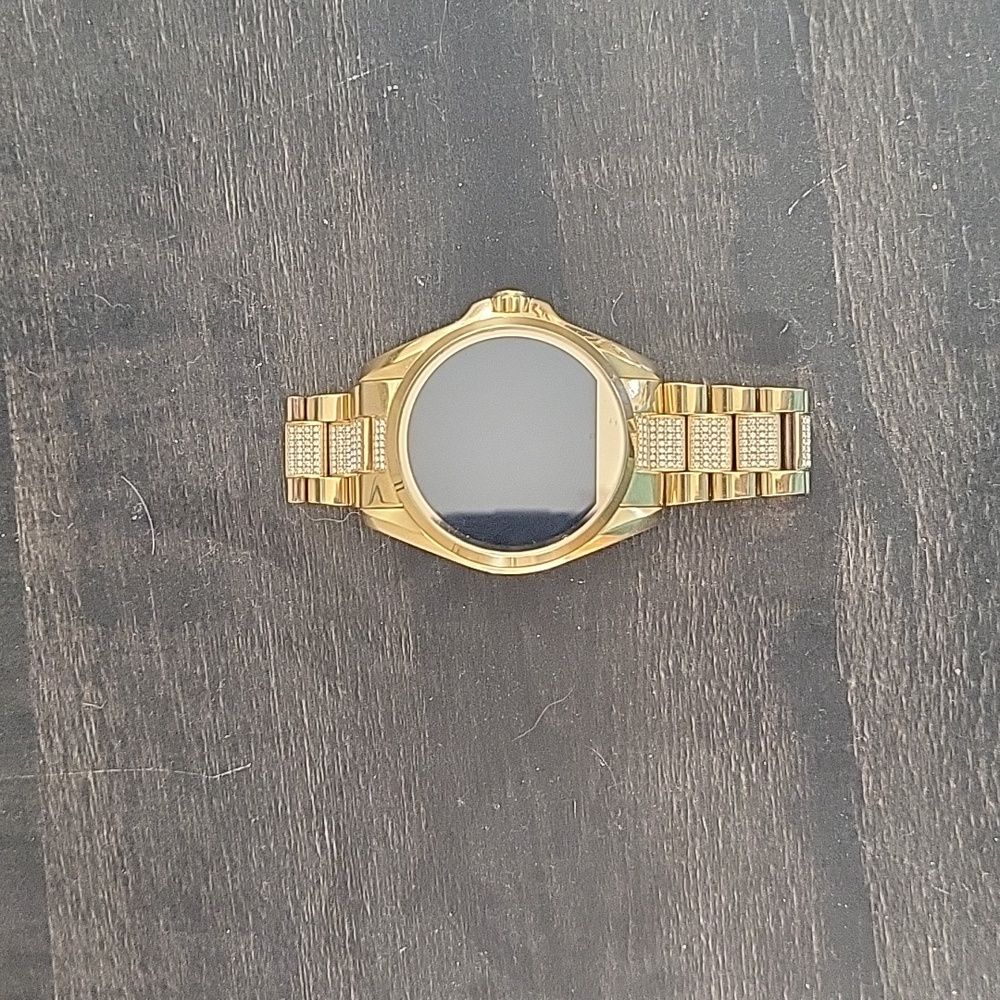 COPY - Michael Kors Smart Watch for iPhone
